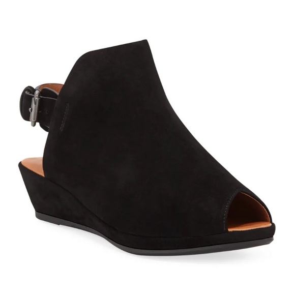 Gentle Souls by Kenneth Cole Lyla Suede Peep-Toe Black Wedge Sandals Size: 8M - Picture 2 of 8